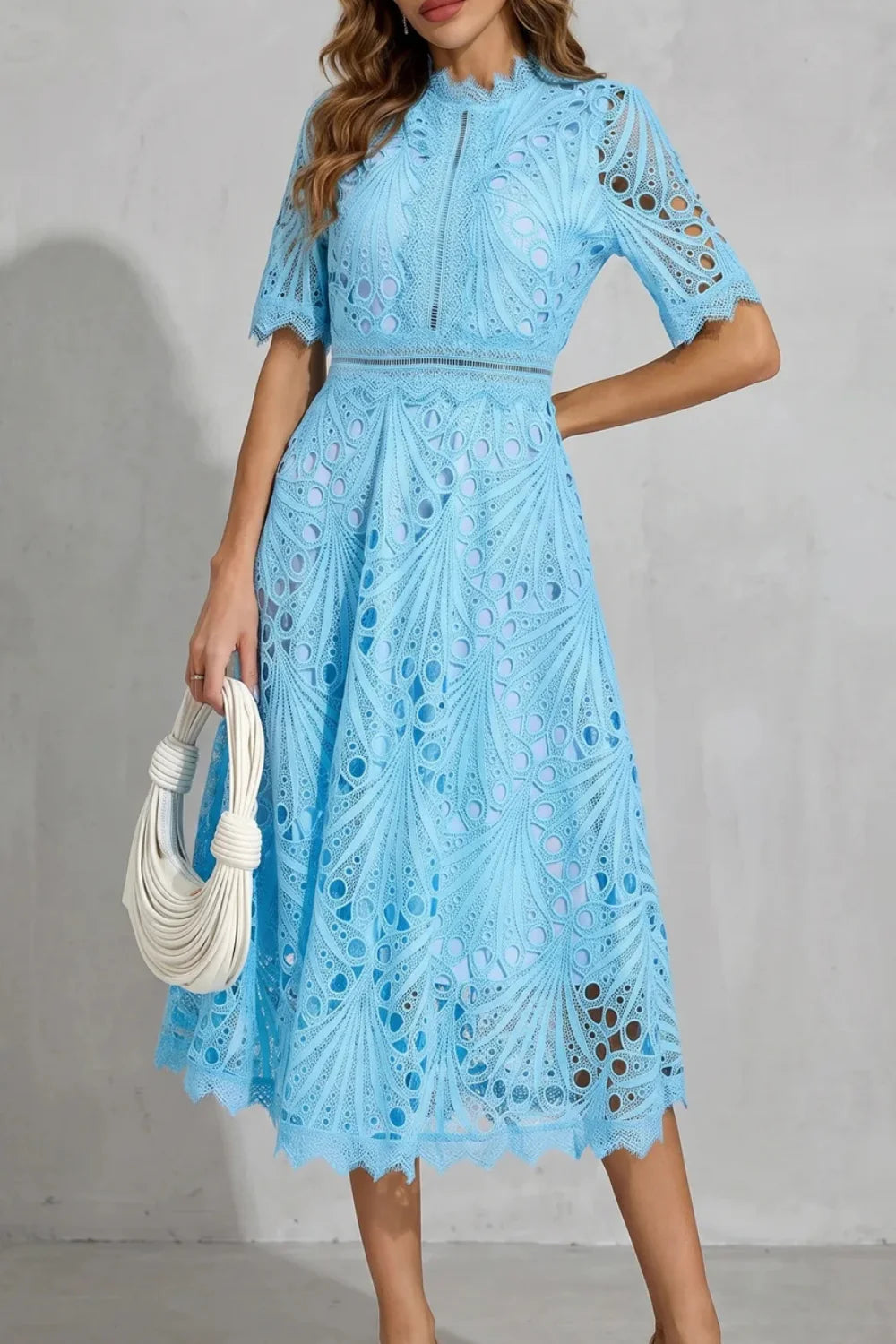 Carla | Rochie midi elegantă din dantelă