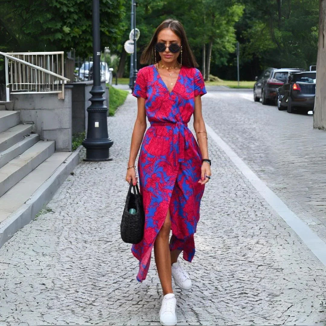 Julia | Rochie elegantă cu decolteu în V și croială avantajoasă